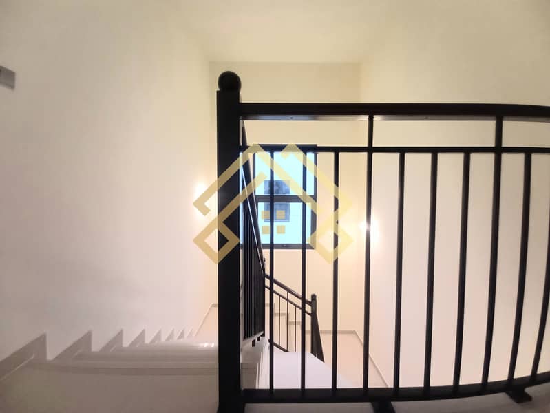 13 Single Row | 3bhk  | Front of Mall.