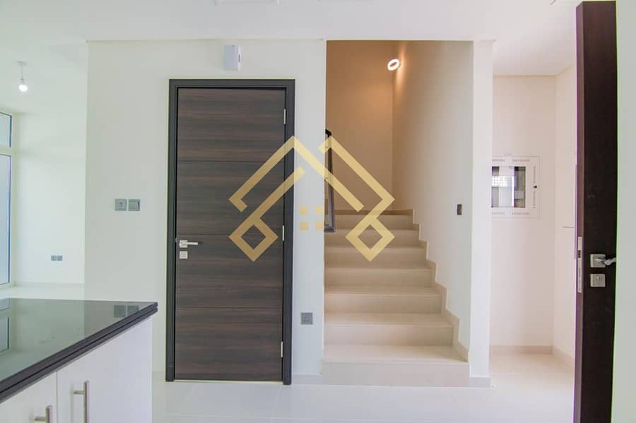 8 New Cluster | Great Location 3 Bedroom Villa.