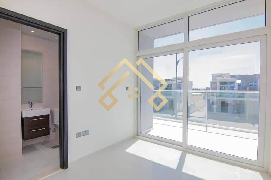 15 New Cluster | Great Location 3 Bedroom Villa.
