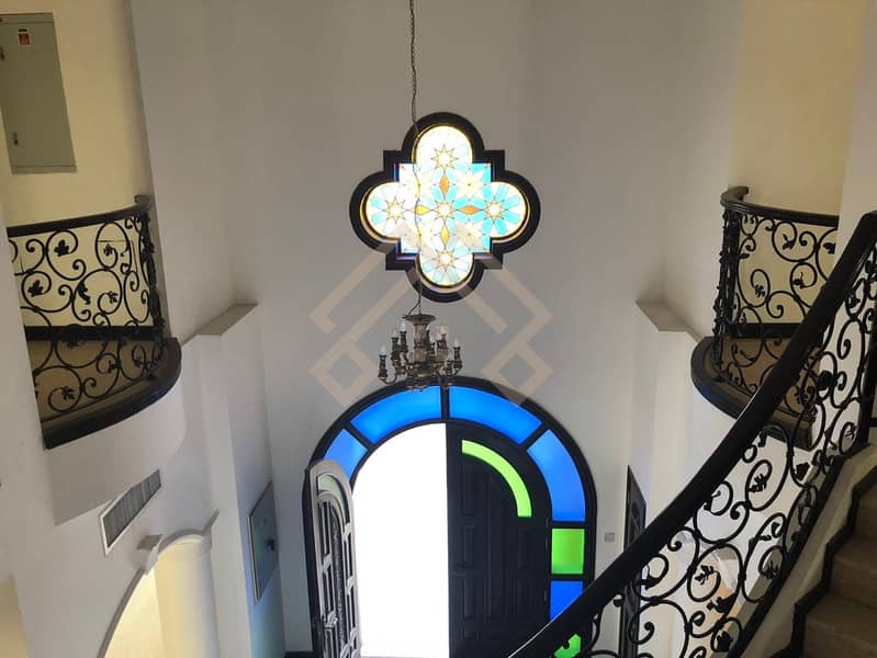 11 Exclusive  4 BR Maid Villa with Private  Swimming pool and Garden. .