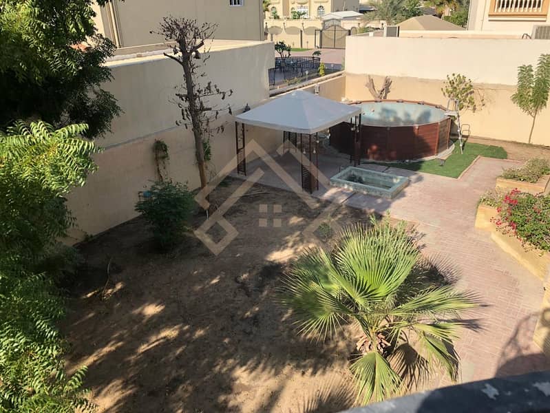 15 Exclusive  4 BR Maid Villa with Private  Swimming pool and Garden. .
