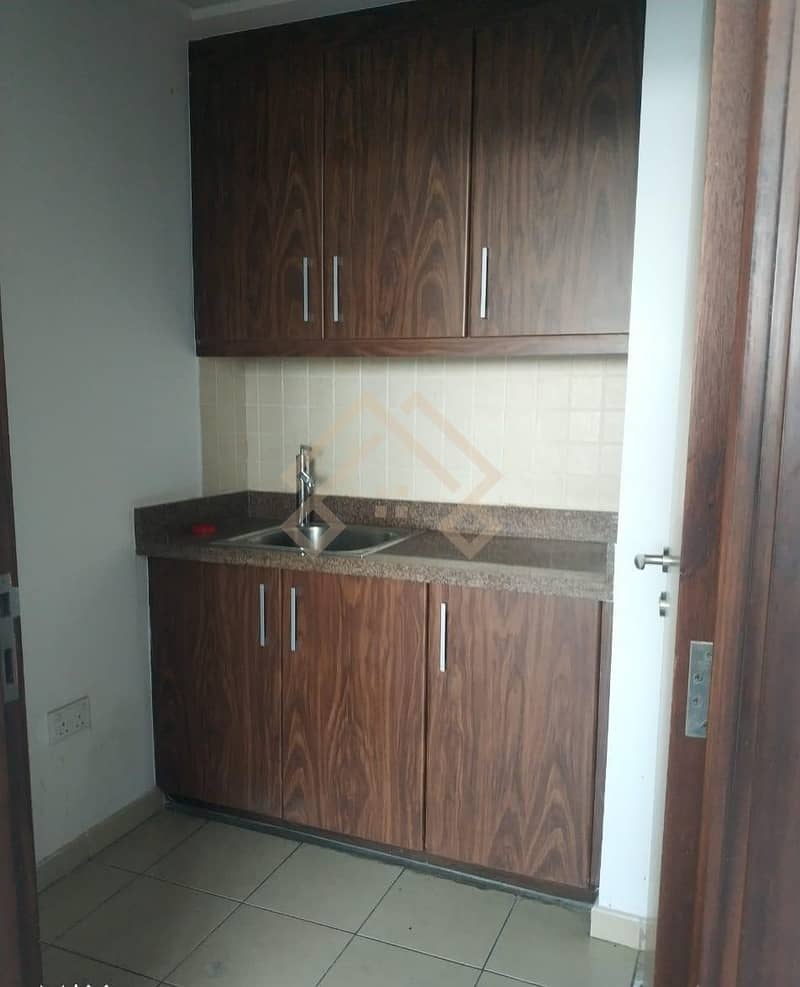 6 Fully Fitted office For rent.