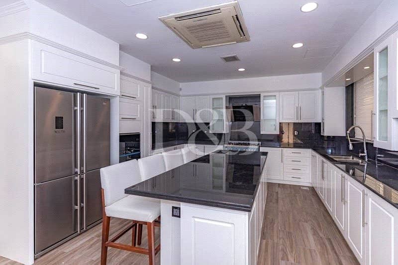 3 Opposite The Beach - Upgraded - Elevator