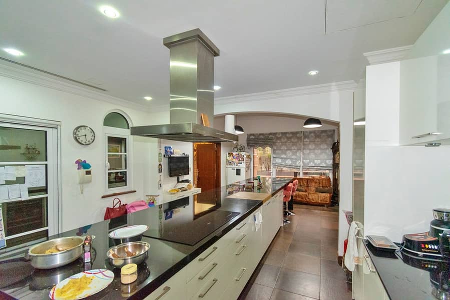 Upgraded | 5 + Study Valencia | ready to move in | Centro
