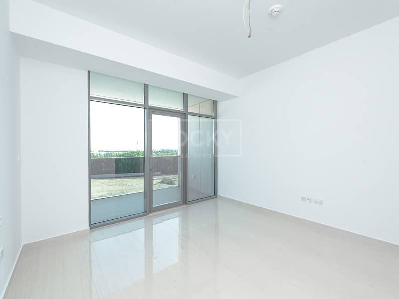 12 Spacious | 3 Bed | 1 Month Free | No Commission