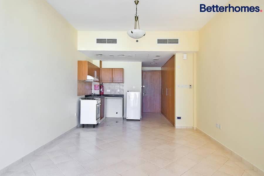 Exclusive | With Parking | Lake View | studio Exclusive | With Parking | Lake View | studio
