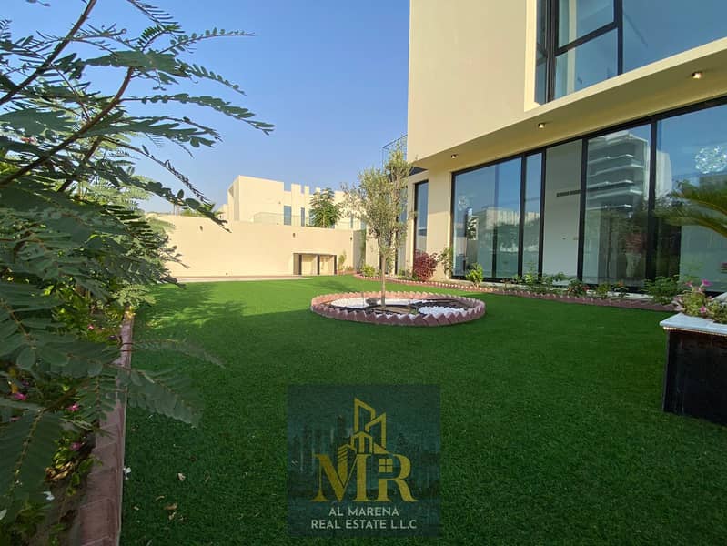 For sale, a villa in the AlZawraa area, Corner, freehold for all