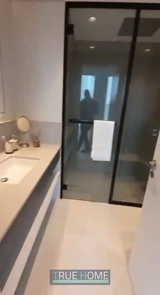 8 Nas19. JPG