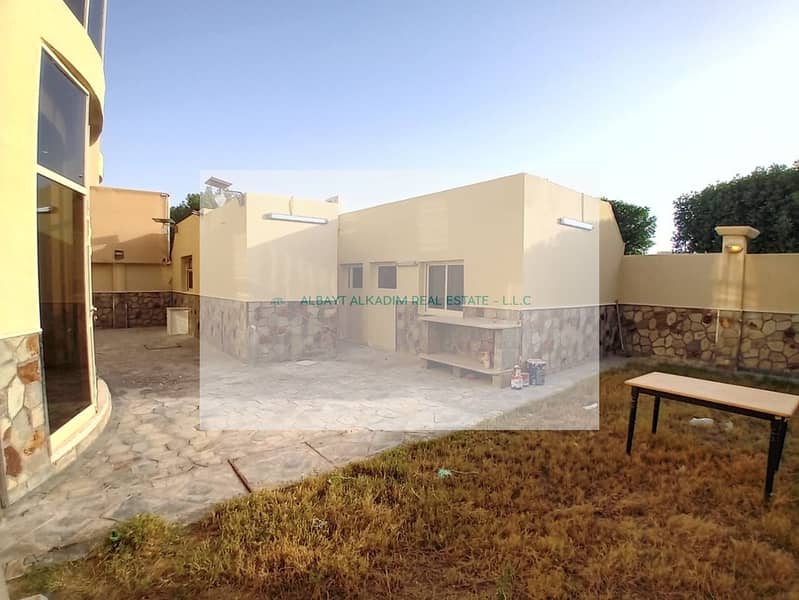12 صورة واتساب بتاريخ 2024-09-26 في 12.39. 12_fff7b5ae. jpg