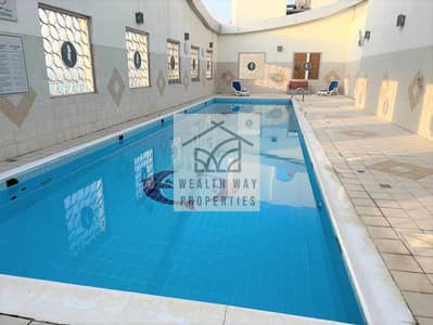شقة 4 غرف نوم للايجار في منطقة الكورنيش، أبوظبي - شقة في منطقة الكورنيش 4 غرف 135000 درهم - 7637630
