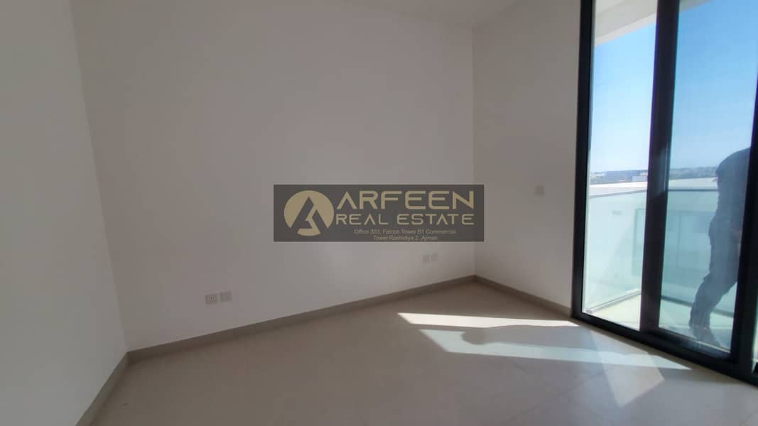 STUDIO FOR SALE WITH BALCONY READY TO MOVE IN BEACH ACCESS CITY