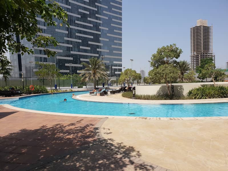 9 Swimming pool. jpg