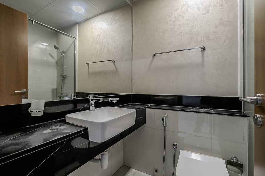 11 7RV01648. jpg