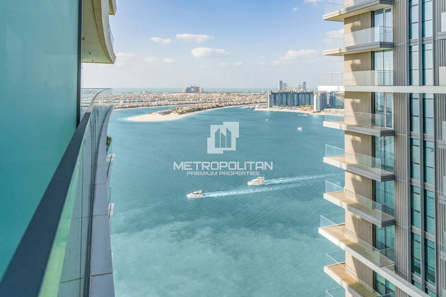 Vacant | Sea and Palm Jumeirah View | Hot Deal