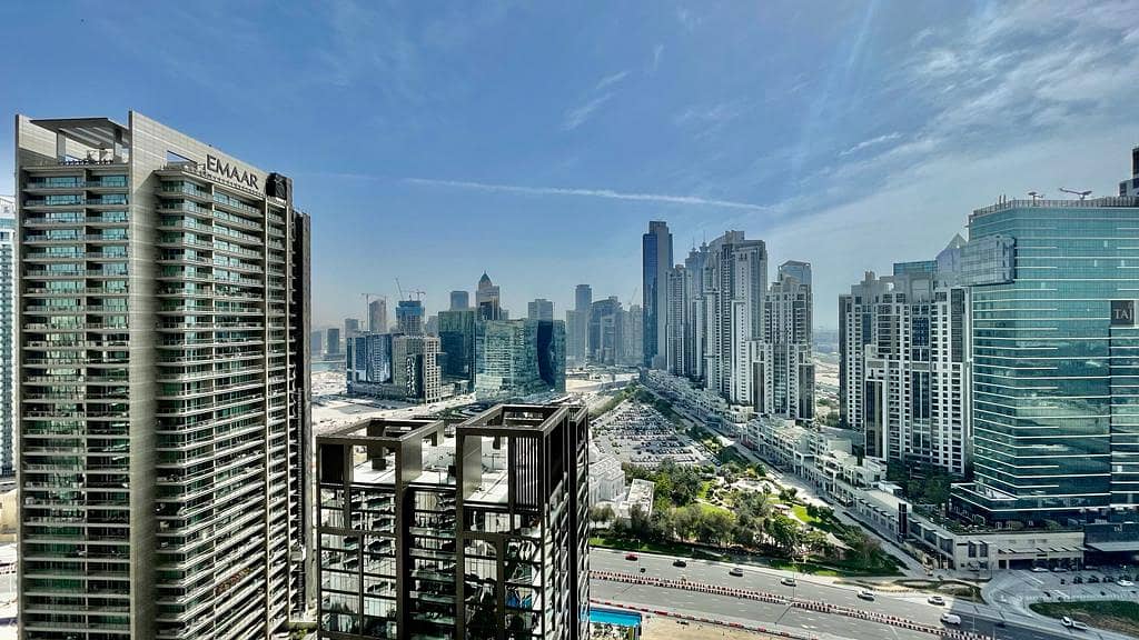 Elegant | High Floor | Ready To Move Elegant | High Floor | Ready To Move