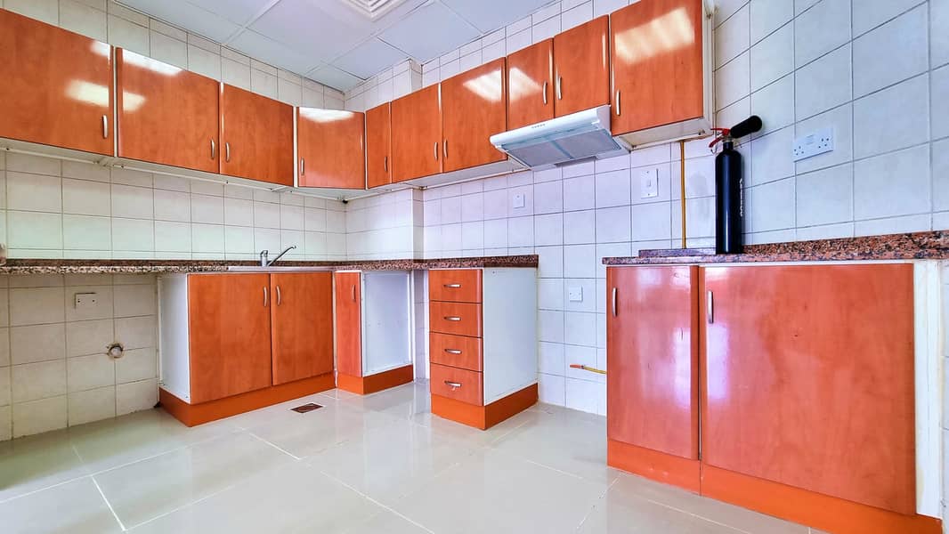 *CHILLER FREE * 1 BEDROOM - PARKING - AL NAHDA 1