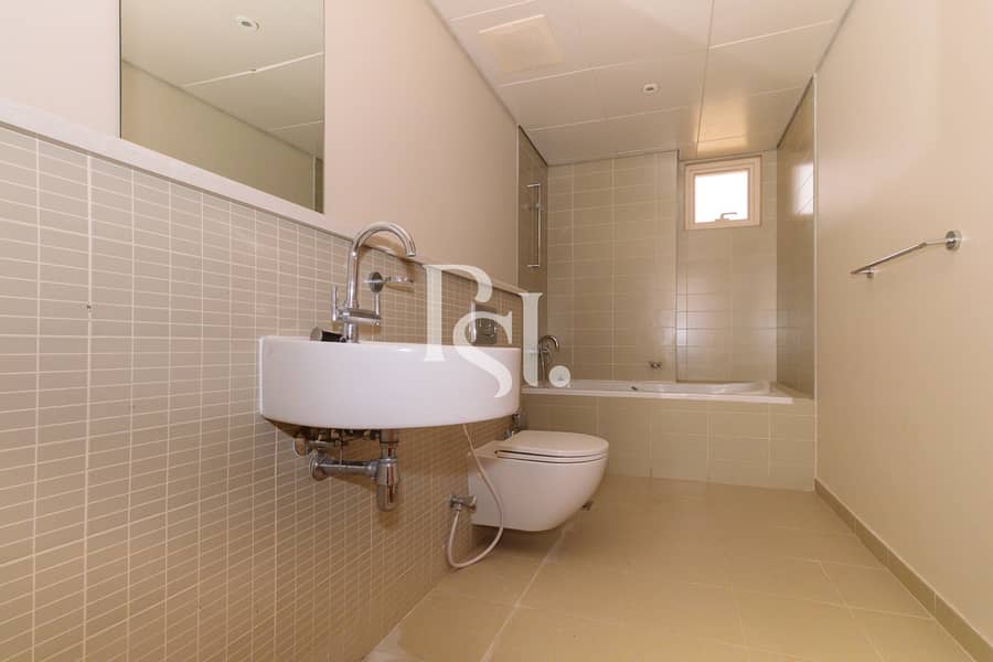 5 hemaim-townhouse-al-raha-garden-abu-dhabi-bathroom (2). JPG