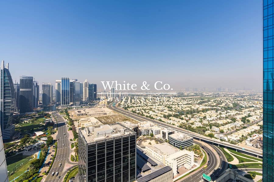 Stunning Lake Views | VOT | Large Layout Stunning Lake Views | VOT | Large Layout