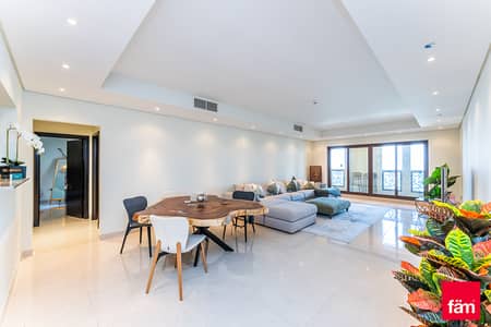 3 Bedroom Flat for Rent in Palm Jumeirah, Dubai - Fully Furnished / Vacant / Private Beach