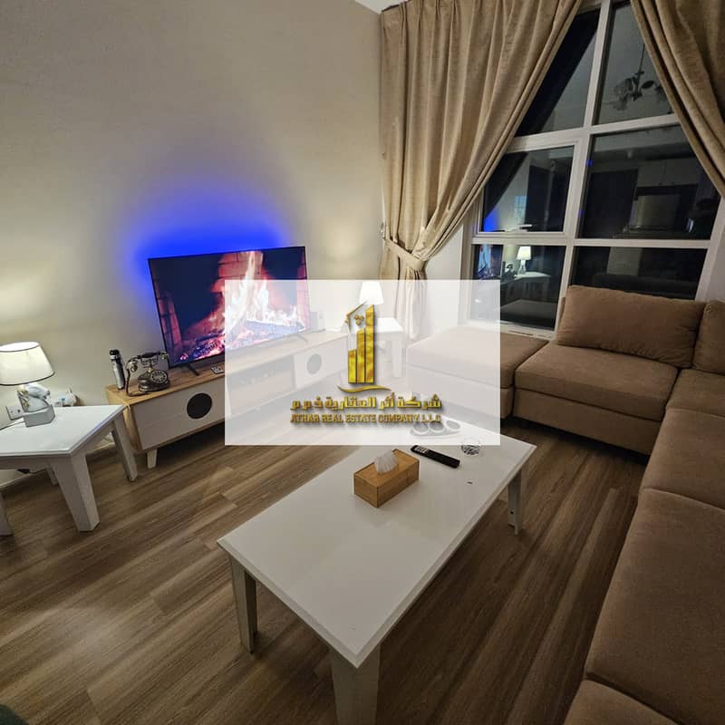 With hotel furniture and fantastic decorations, a onebedroom apartment