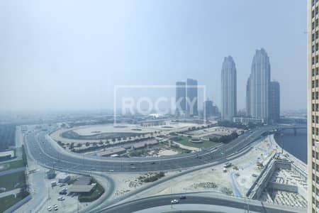 Office for Rent in Business Bay, Dubai - | Vacant office | Pantry | Great Location |