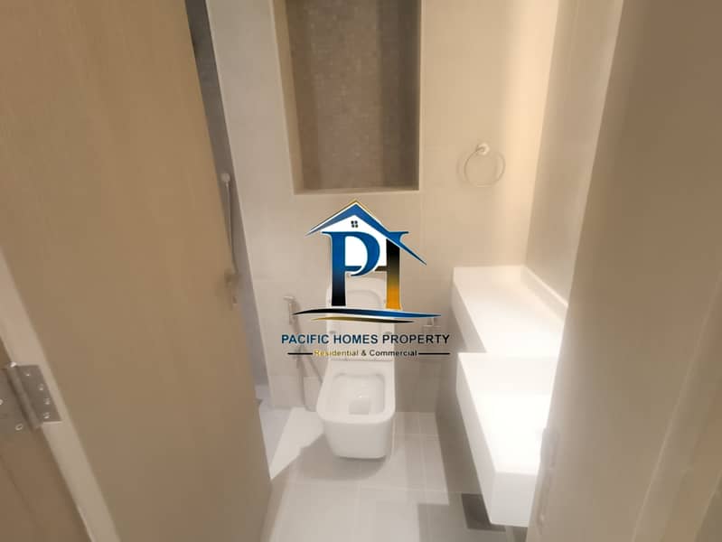 BRAND NEW=STAFF SHARING =3 BHK FLAT= 2 BALCONY