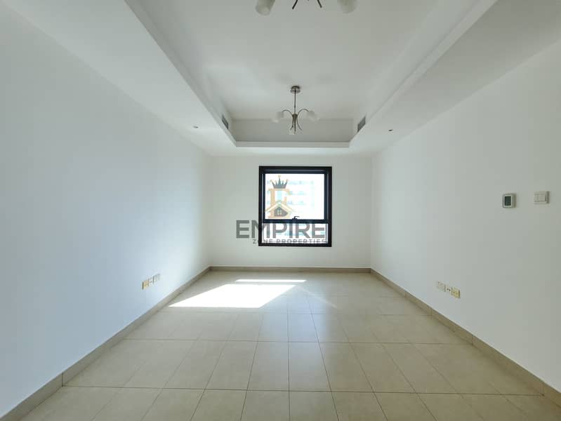 Chiller free , 30 days free spacious bright 1bhk with master bedroom