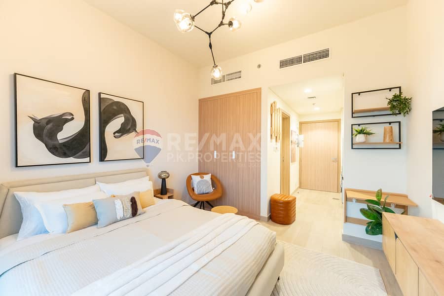 Fully Furnished | Brand New | Charming Studio