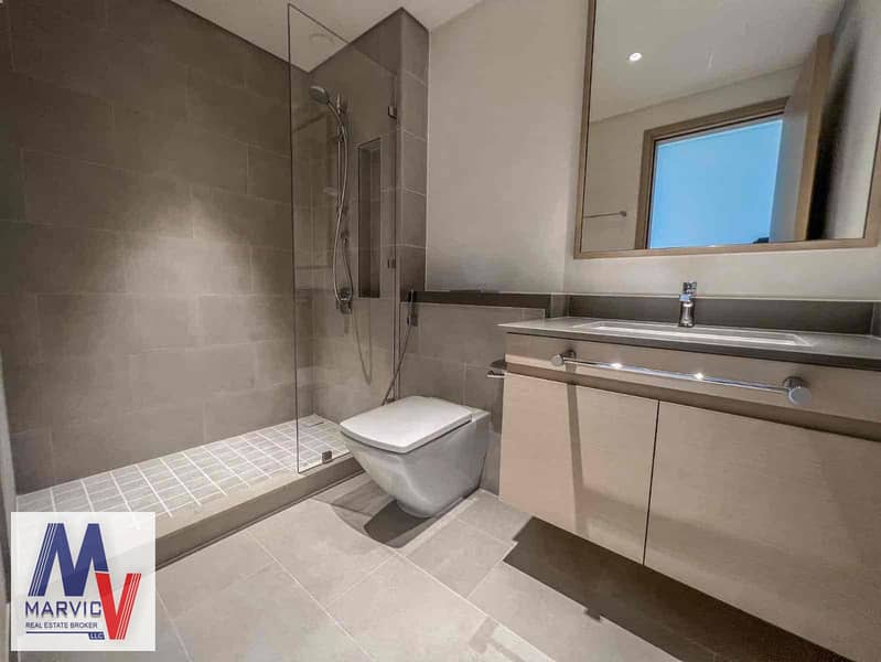 Pool view vacant PHPP