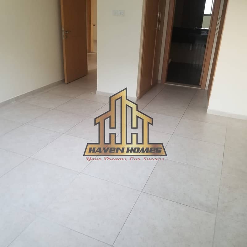 BRIGHT & AIRY SUNDRENCHED PRIME LOCATION