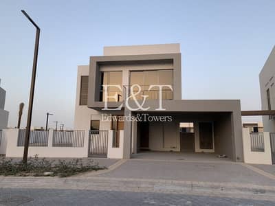 Exclusive E1 Type With Huge Plot|Great Location Exclusive E1 Type With Huge Plot|Great Location