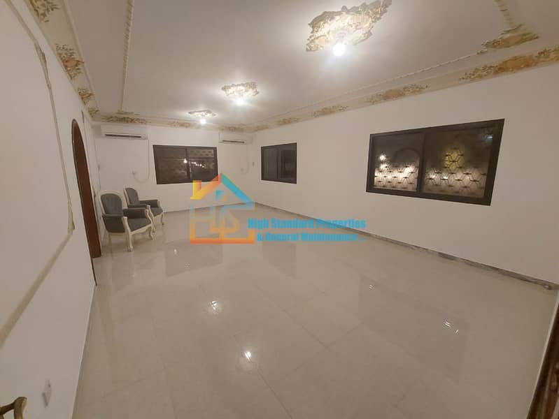 2 WhatsApp Image 2024-09-28 at 7.57. 42 PM. jpeg