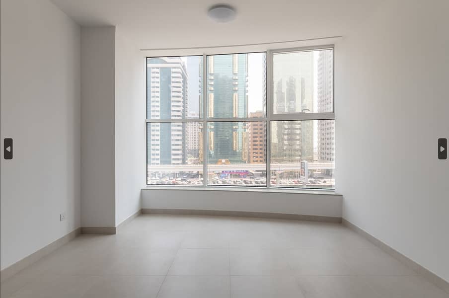 3 DXB3. jpg