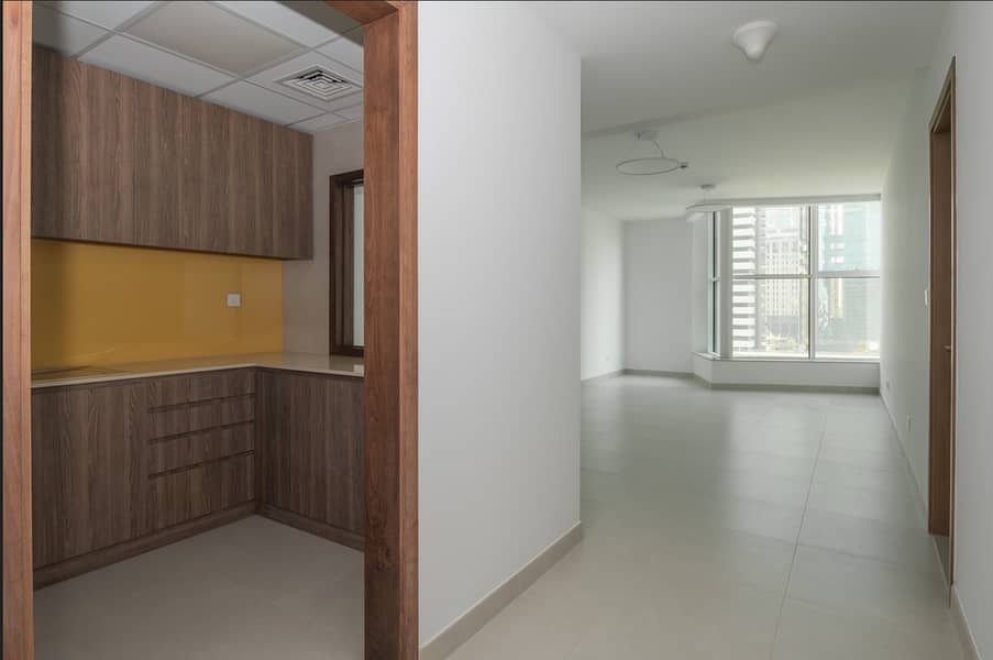 8 DXB7. jpg