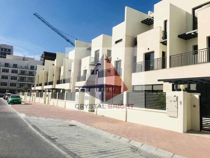 |Brand New| |4 BHK+ Maid| |PVT Elevator| |Brand New| |4 BHK+ Maid| |PVT Elevator|