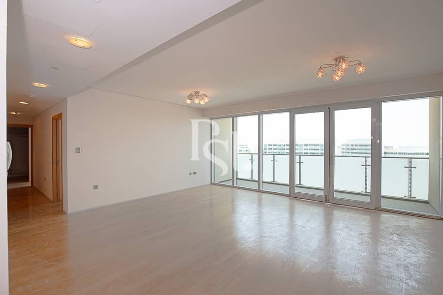 2 al-raha-beach-al-muneera-abu-dhabi-living-area (2). JPG