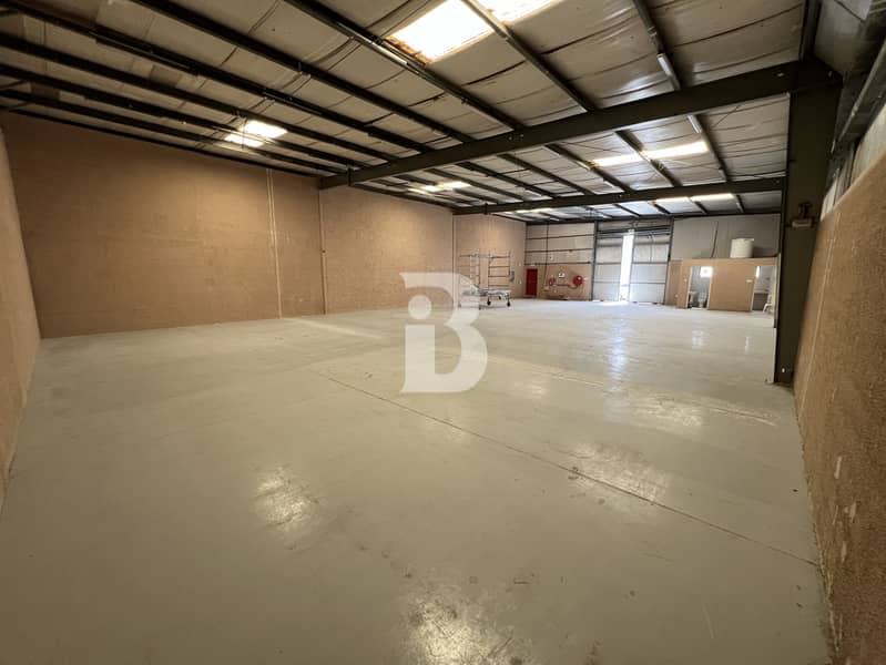 HUGE WAREHOUSE | AL QUOZ 3  | ROAD FACING