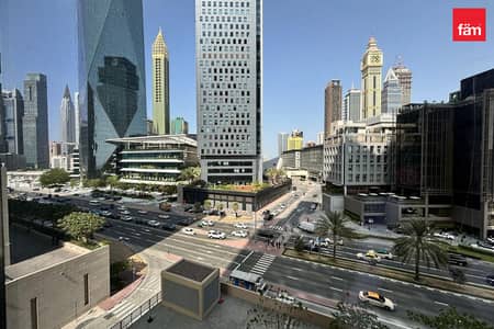 2 Bedroom Flat for Rent in DIFC, Dubai - Renovated | Strategic location | Generous Layout
