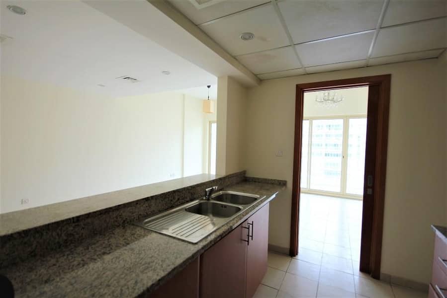 5 Vacant | 2 Bed + Study | Pool View | Well Kept