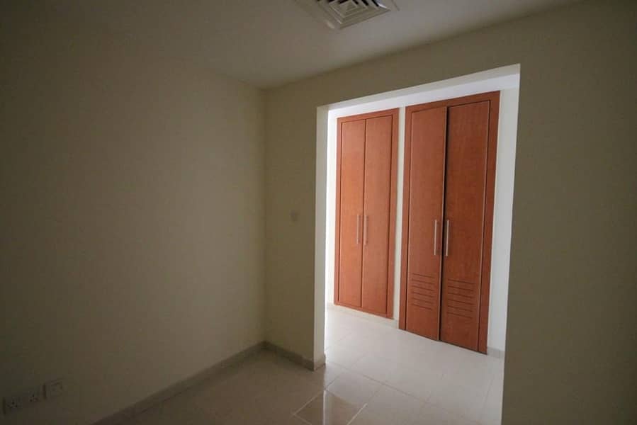 8 Vacant | 2 Bed + Study | Pool View | Well Kept