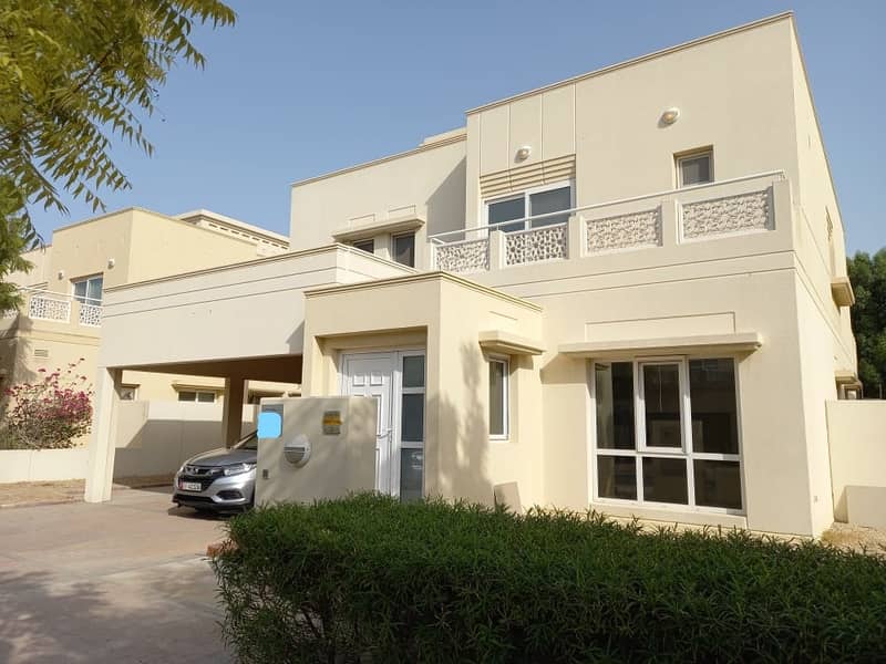 Street 14 | Meadows 9 | With Garden Plot | Large 4 Bedrooms