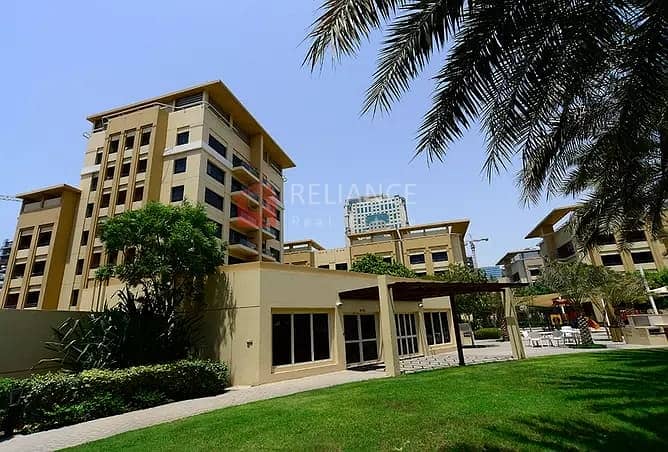 11 Vacant | 2 Beds + Study | Phase 1- Large Apartment