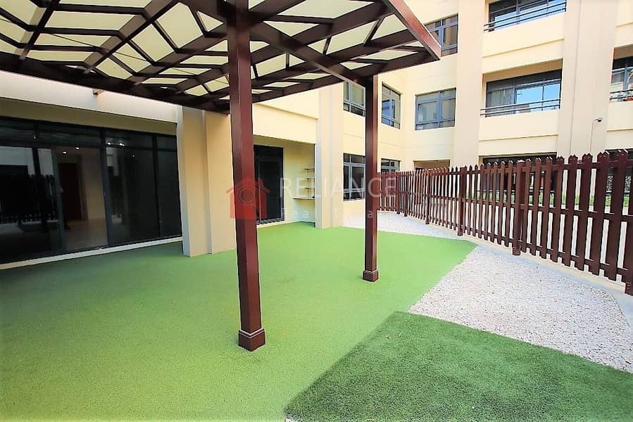 Private Garden | 3 Bedrooms + Laundry | 1 Parking.