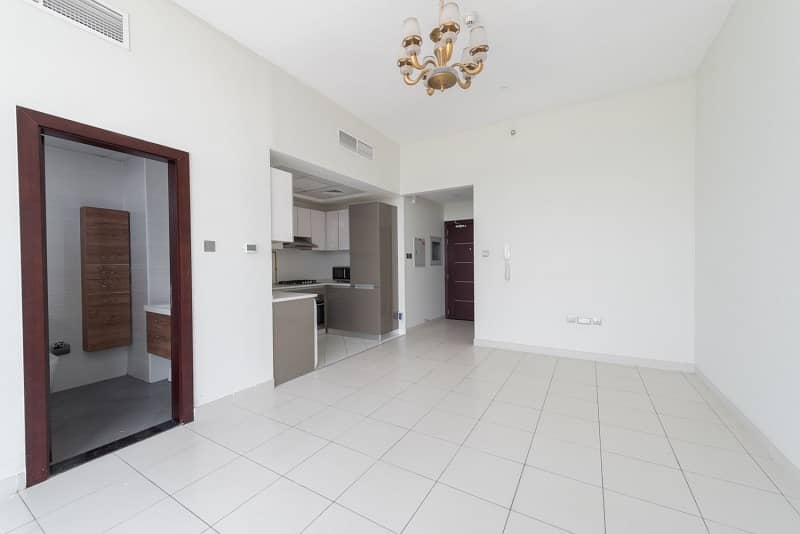 3 Spacious Modern Studio | With Kitchen Appliances | Available 1st October