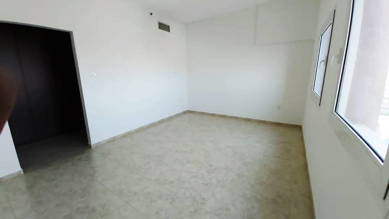 3 Plus One Month Free | Pool View| Kitchen appliances