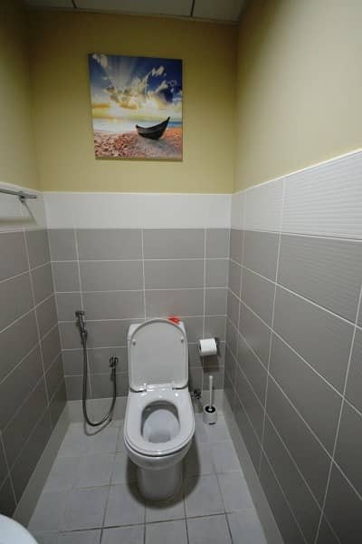 6 Plus One Month Free | Pool View| Kitchen appliances