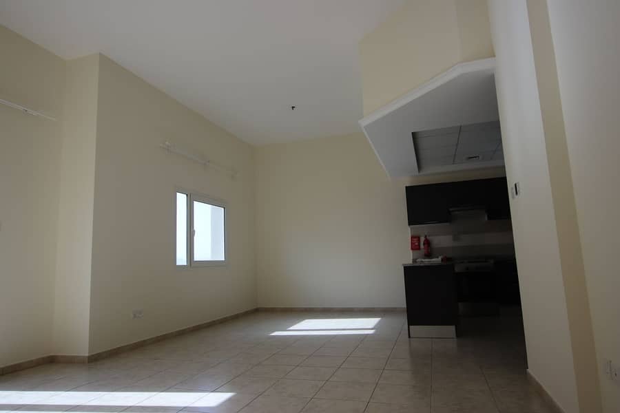 2 Duplex 2Bedrooms | Unfurnished | Balcony | Pool View
