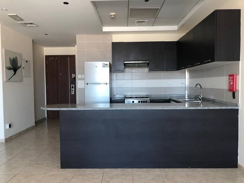 3 Good Sized 2Bedroom | With Balcony | Equipped Kitchen