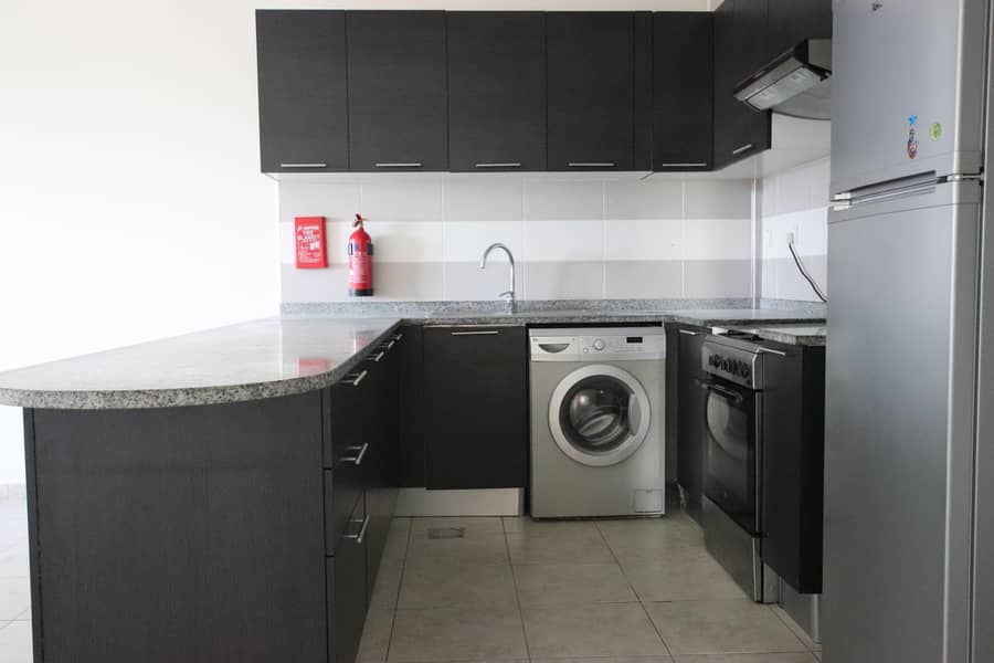 4 Good Sized 2Bedroom | With Balcony | Equipped Kitchen