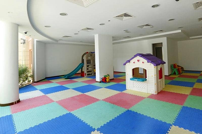 3 1BED+Balcony | Kitchen Fully Equipped |Unfurnished